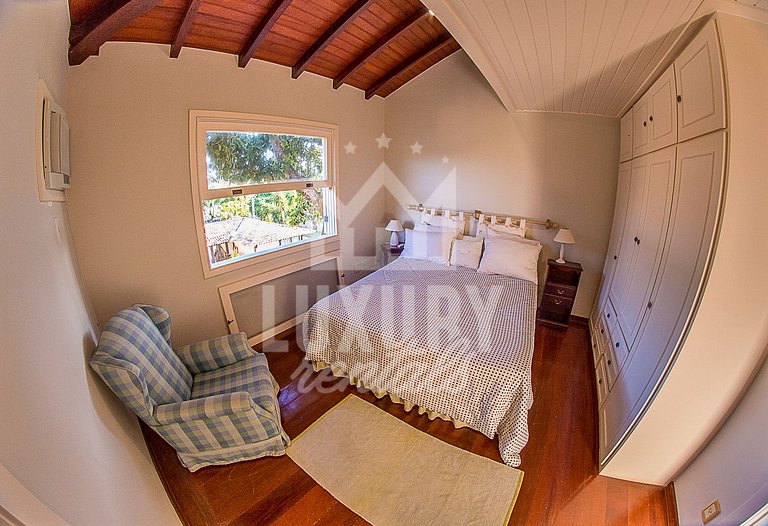 Casa com Vista Espetacular na Praia da Ferradura