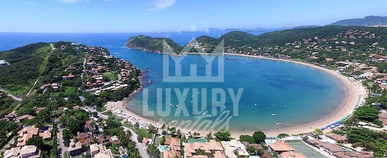 Casa com Vista Espetacular na Praia da Ferradura