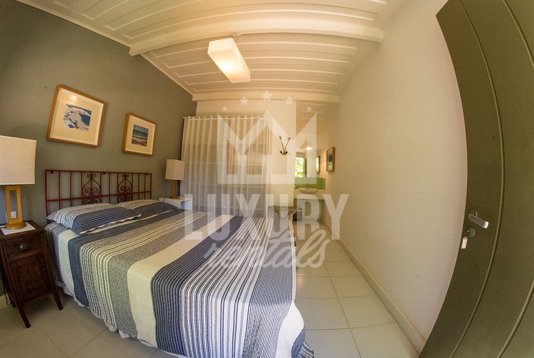 Deslumbrante Casa em Frente a Praia de Manguinhos
