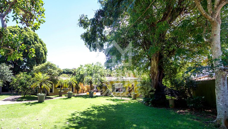 Deslumbrante Casa em Frente a Praia de Manguinhos