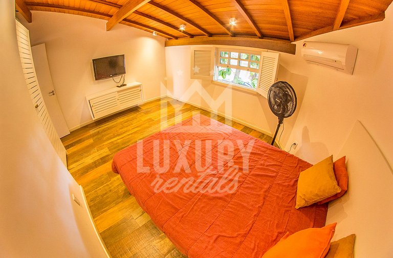 Linda Casa em Condomínio Pé na Areia de Geribá Por Luxury Re