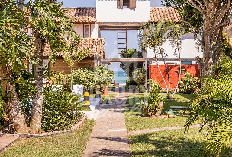 Linda Casa em Condomínio Pé na Areia de Geribá Por Luxury Re