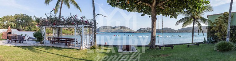 Mansão Pé na Areia da Praia da Ferradura