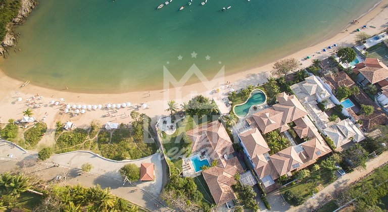 Mansão Pé na Areia da Praia da Ferradura