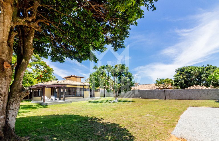 Charmosa Casa próxima à Praia da Ferradura