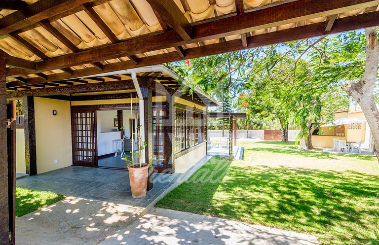 Charmosa Casa próxima à Praia da Ferradura