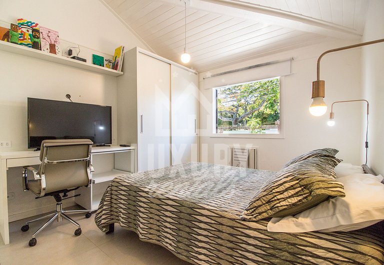 Casa com Vista Incrível quatro Suítes Prx a Geriba
