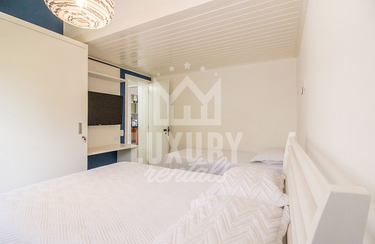 Casa com Vista Incrível quatro Suítes Prx a Geriba