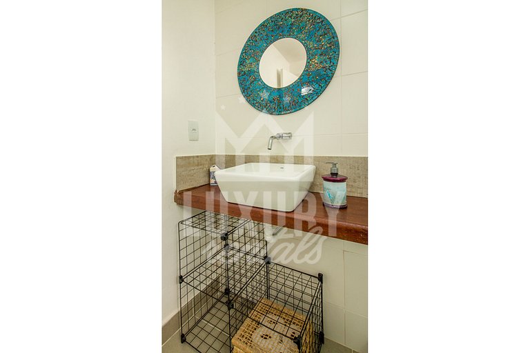 Casa com Vista Incrível quatro Suítes Prx a Geriba