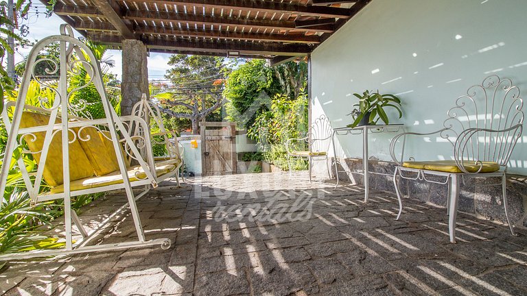 Casa com Vista Incrível quatro Suítes Prx a Geriba