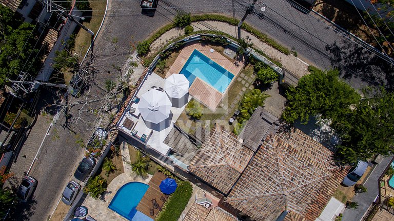 Casa com Vista Incrível quatro Suítes Prx a Geriba