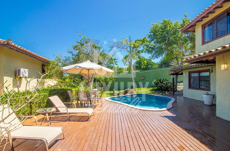 Casa em Condomínio a 1min da Praia do Forno