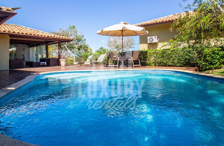 Casa em Condomínio a 1min da Praia do Forno