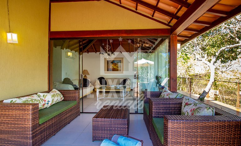 Casa em Condomínio a 1min da Praia do Forno