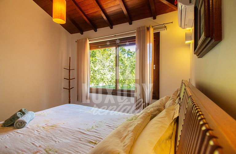 Casa em Condomínio a 1min da Praia do Forno