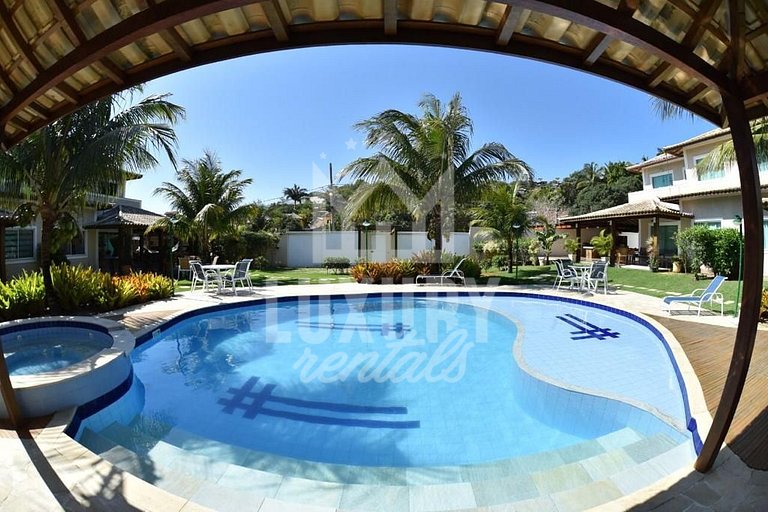 Excelente Casa em Condomínio na Praia de Geribá