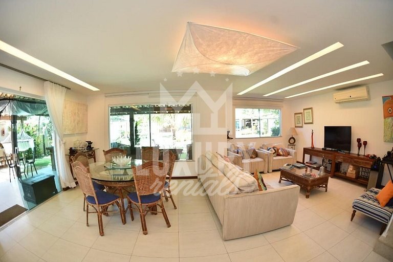 Excelente Casa em Condomínio na Praia de Geribá