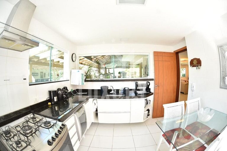 Excelente Casa em Condomínio na Praia de Geribá