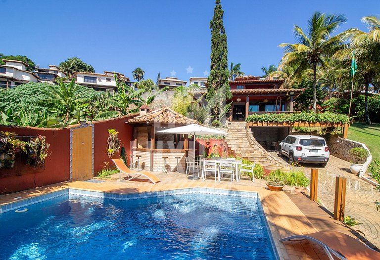 Casa Completa, Cinco Quartos, Piscina e Churrasqueira em Ger