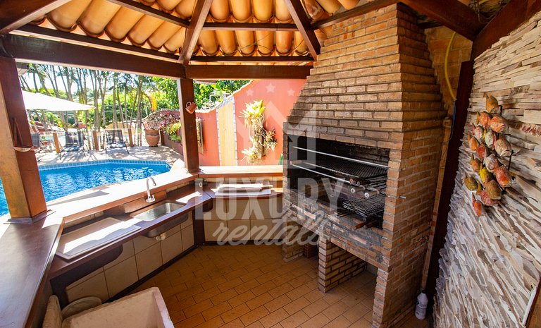 Casa Completa, Cinco Quartos, Piscina e Churrasqueira em Ger