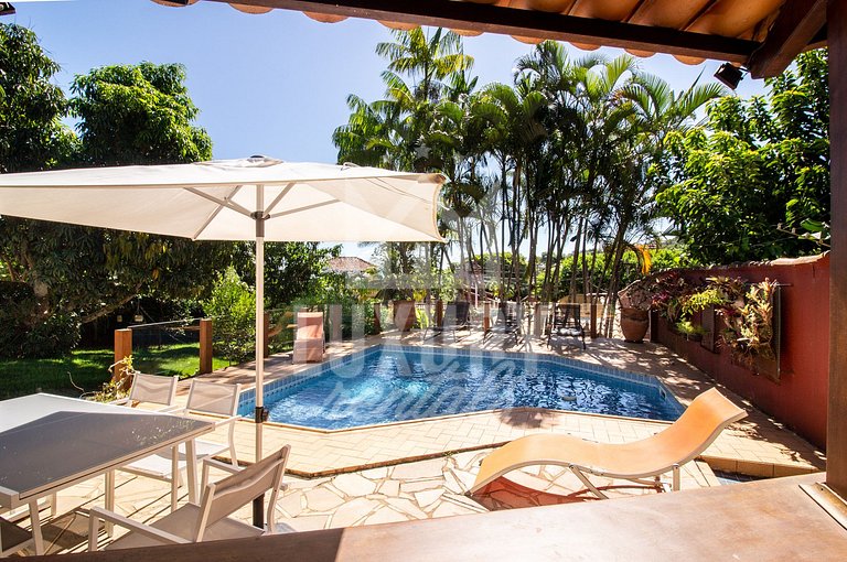 Casa Completa, Cinco Quartos, Piscina e Churrasqueira em Ger