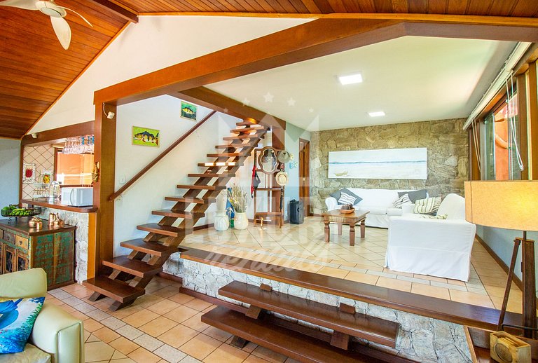 Casa Completa, Cinco Quartos, Piscina e Churrasqueira em Ger