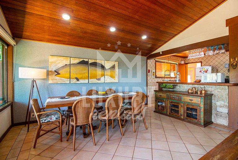 Casa Completa, Cinco Quartos, Piscina e Churrasqueira em Ger