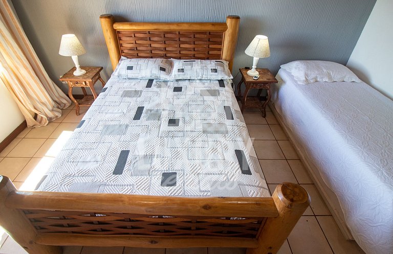 Casa Completa, Cinco Quartos, Piscina e Churrasqueira em Ger