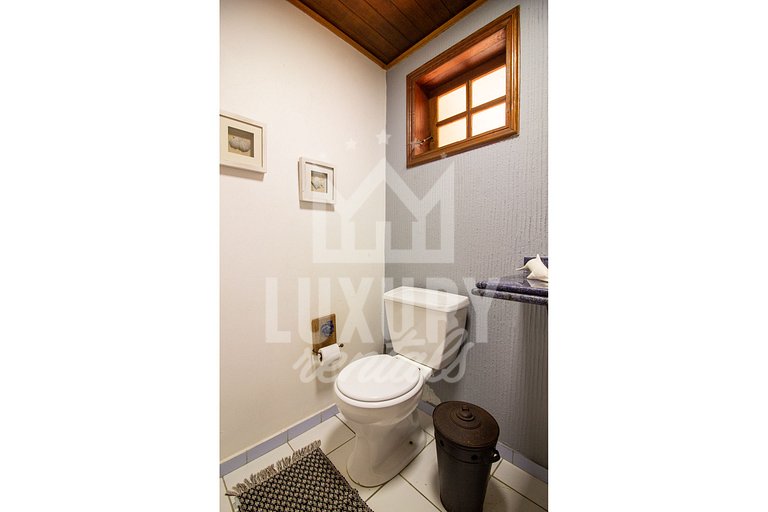 Casa Completa, Cinco Quartos, Piscina e Churrasqueira em Ger