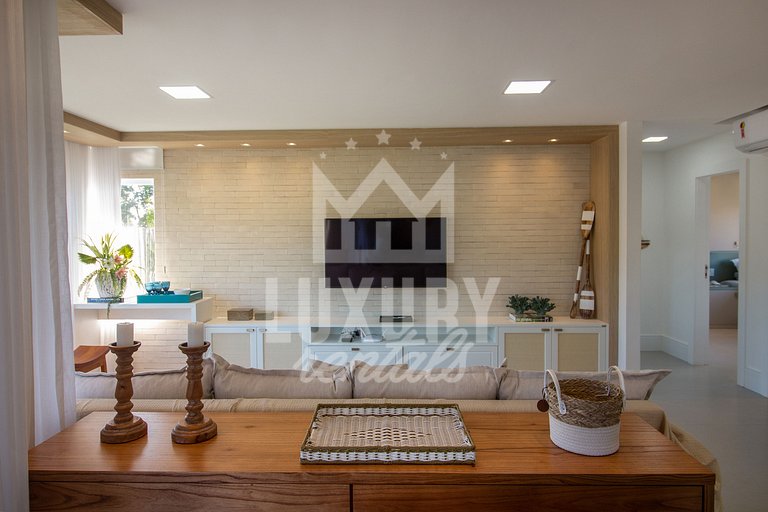 Casa Moderna e Luxuosa com Quatro Suítes Próx a Rua das Pedr