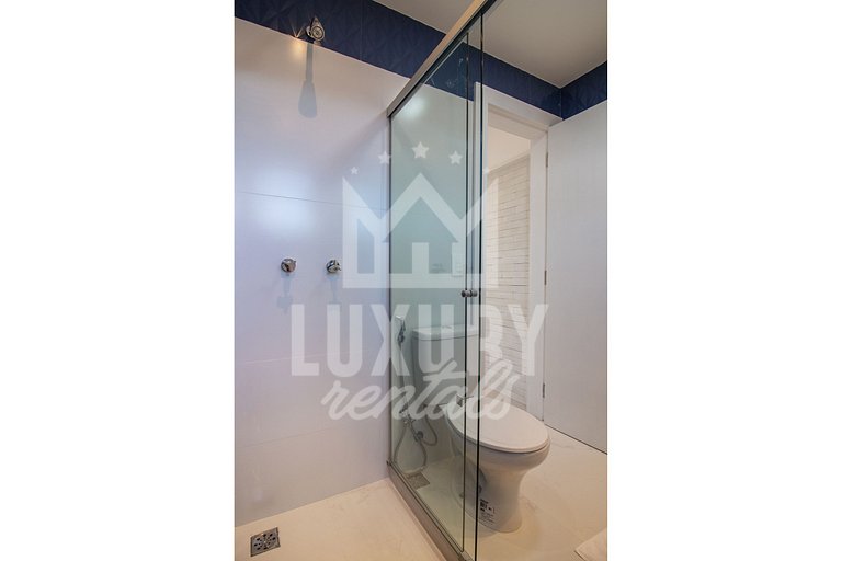 Casa Moderna e Luxuosa com Quatro Suítes Próx a Rua das Pedr