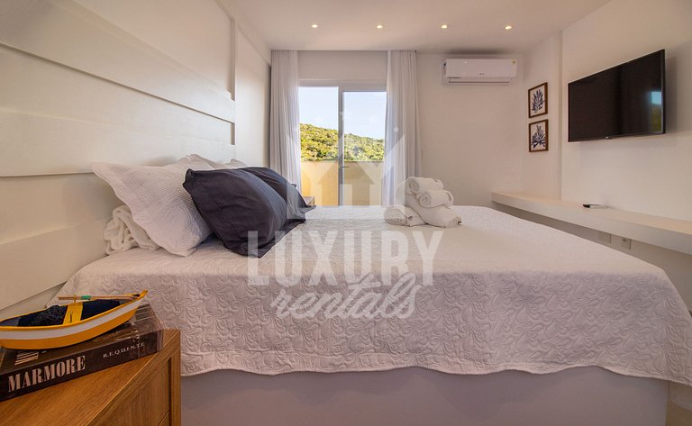 Casa Moderna e Luxuosa com Quatro Suítes Próx a Rua das Pedr