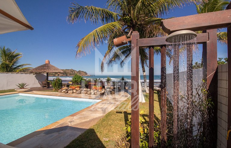 Paraíso Pé na Areia de Geribá com Cinco Suítes Por Luxury Re
