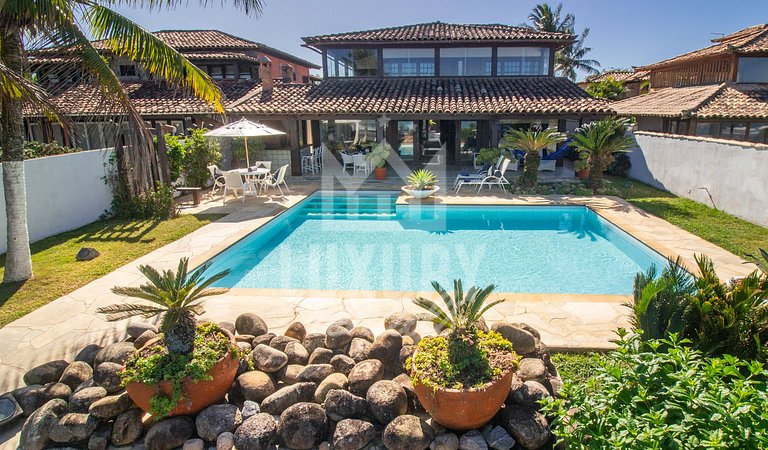 Paraíso Pé na Areia de Geribá com Cinco Suítes Por Luxury Re