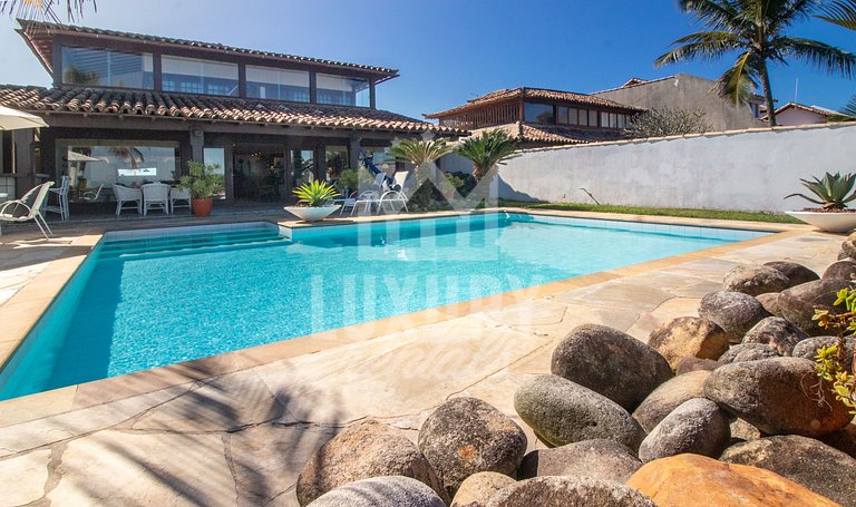 Paraíso Pé na Areia de Geribá com Cinco Suítes Por Luxury Re