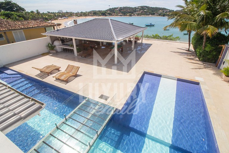 Mansão Pé na Areia da Ferradura Por Luxury Rentals