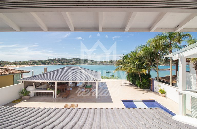 Mansão Pé na Areia da Ferradura Por Luxury Rentals