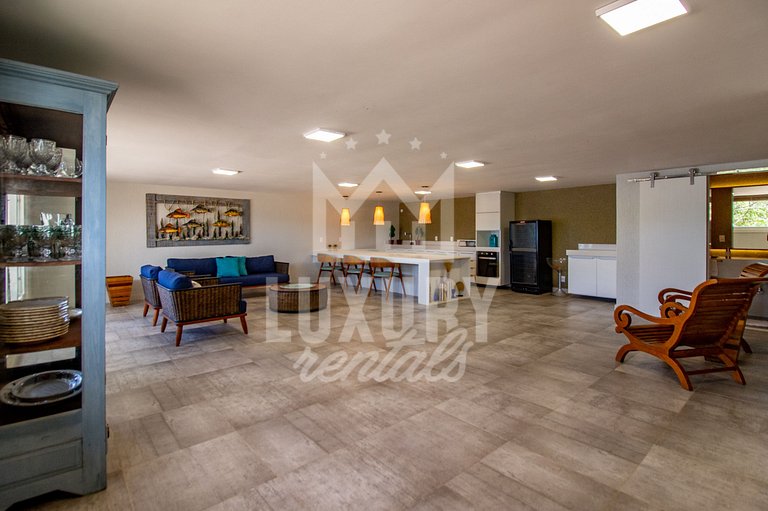 Mansão Pé na Areia da Ferradura Por Luxury Rentals