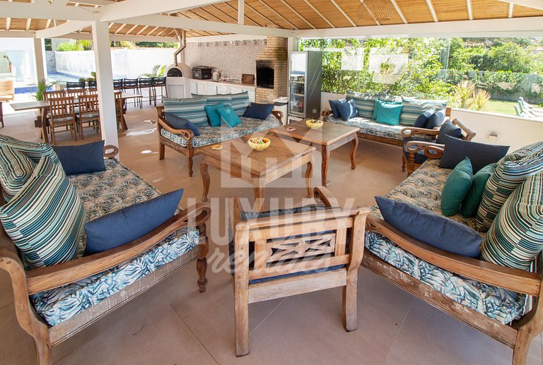 Mansão Pé na Areia da Ferradura Por Luxury Rentals