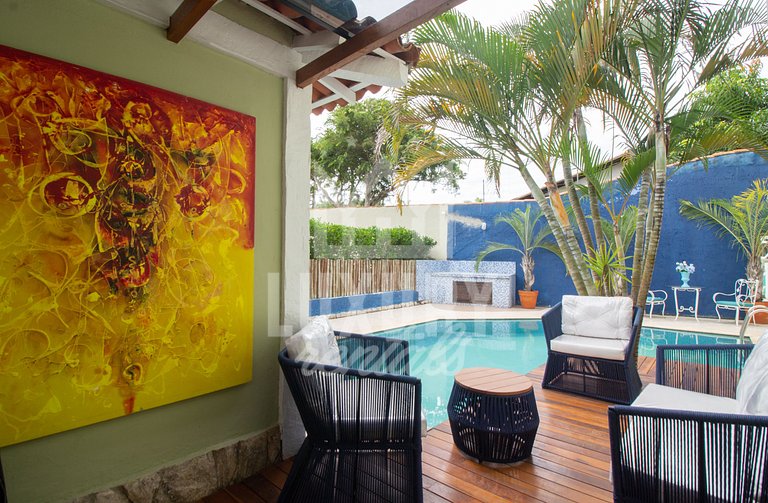 Bela Casa próximo a Praia de Manguinhos Por Luxury Rentals