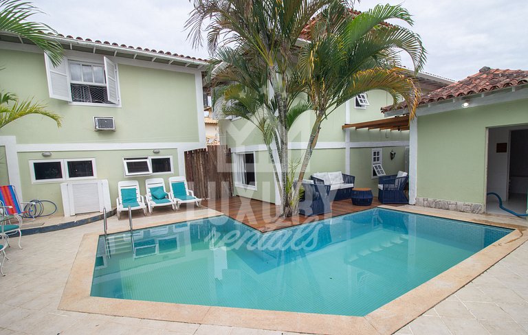 Bela Casa próximo a Praia de Manguinhos Por Luxury Rentals