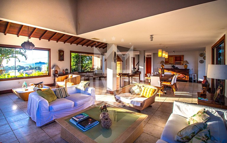 Contato com a Natureza, Vista para o Oceano e Seis Quartos P