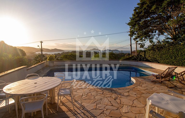Contato com a Natureza, Vista para o Oceano e Seis Quartos P