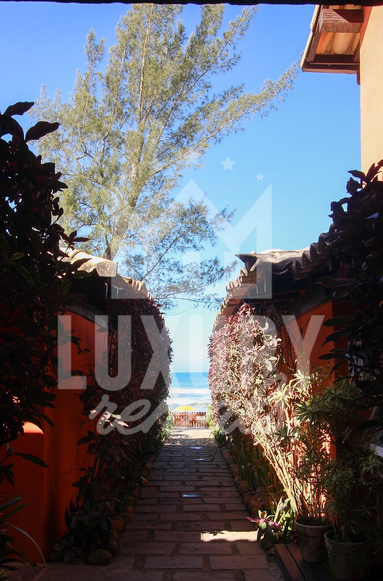 Casa em Condomínio Beira Mar por Luxury Rentals