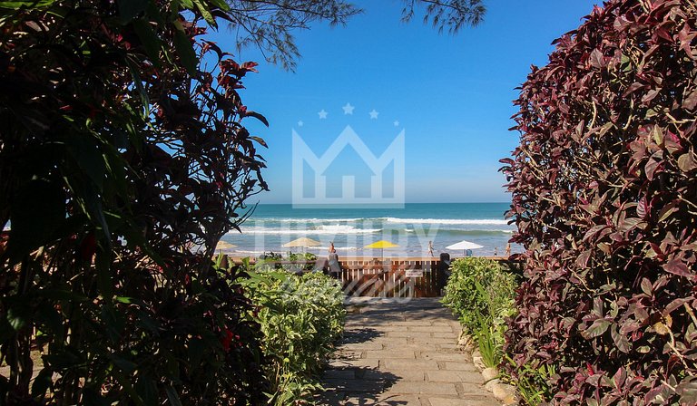 Casa em Condomínio Beira Mar por Luxury Rentals