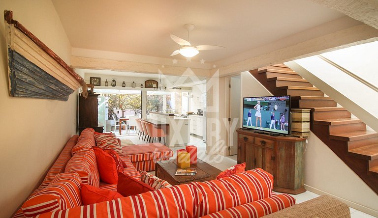 Casa em Condomínio Beira Mar por Luxury Rentals