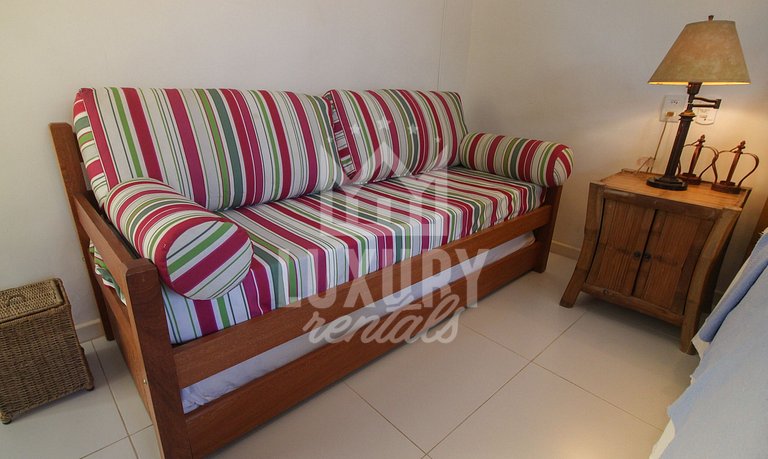 Casa em Condomínio Beira Mar por Luxury Rentals