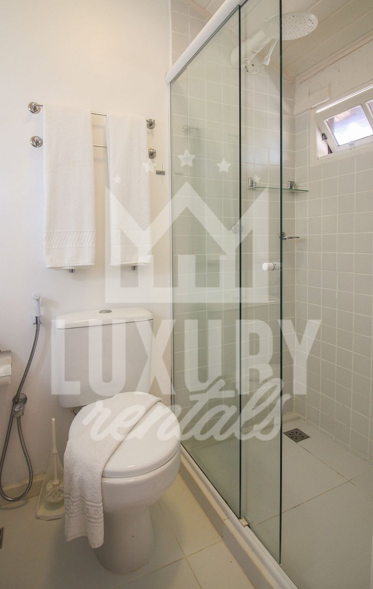 Casa em Condomínio Beira Mar por Luxury Rentals