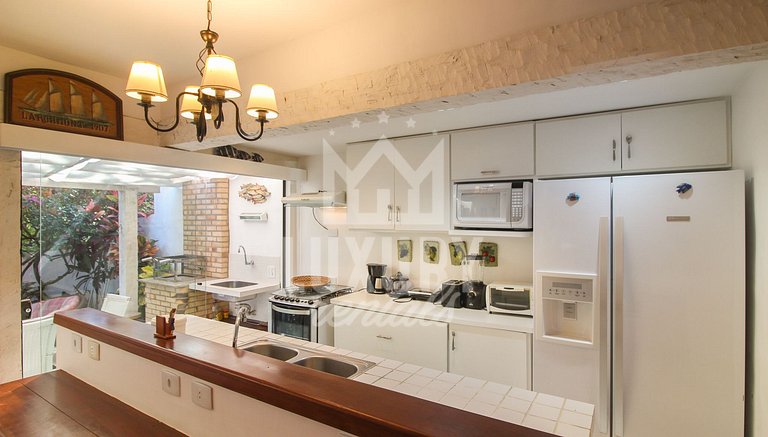 Casa em Condomínio Beira Mar por Luxury Rentals