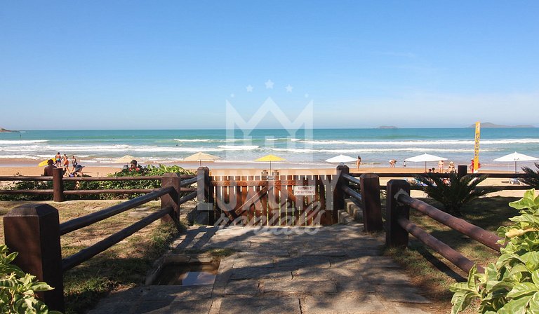 Casa em Condomínio Beira Mar por Luxury Rentals